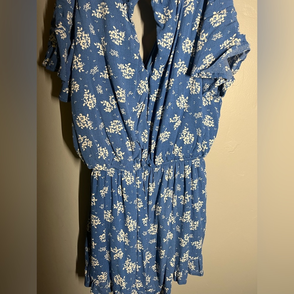 Cute blue and white floral romper